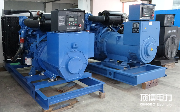 穩(wěn)定電力的新選擇：頂博柴油發(fā)電機(jī)組高效應(yīng)對(duì)暴雨、干旱等極端天氣